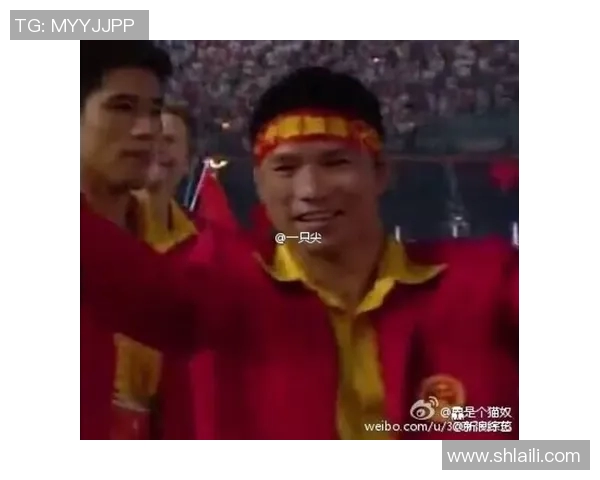 中锋头像足球明星的魅力与技巧解析以及他们在赛场上的精彩瞬间